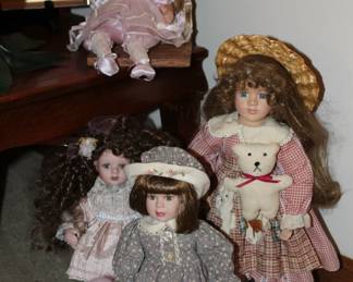 Assorted porcelain dolls