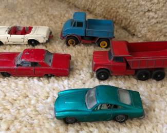 Lensey Toy Cars