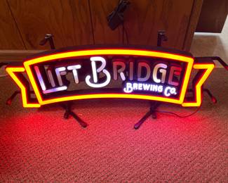 Lift Bridge Beer Sign