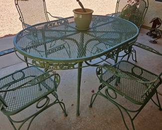 Well Built Wrought Iron Outdoor Patio Table And Chairs