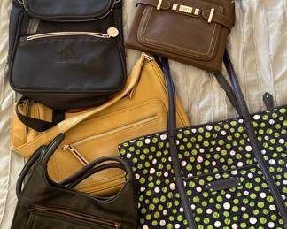 Vera Bradley Handbag And More 
