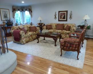 Beautiful traditional living room furniture