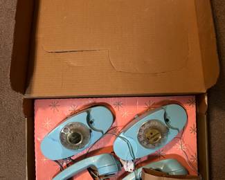 Remco Empress Phones w/Lite Up Dial (in box),
