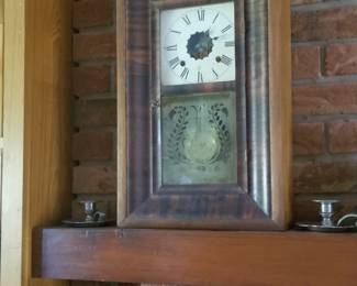 mantle clock