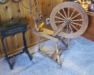 Saxony spinning wheel