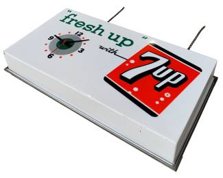 Vintage Union Label 20 3/8” x 11” x 2 7/8”7up Soda Pop Clock 