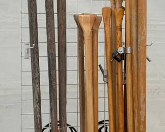 Antique to Vintage Oars & Paddles 