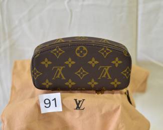 BUY IT NOW ! $300. Louis Vuitton Jewelry Case. Measurements are approx. 7"W x 3.5"H x 1.25"D.