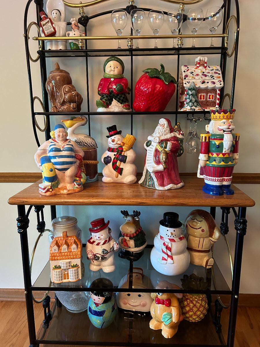Cookie jar collection 