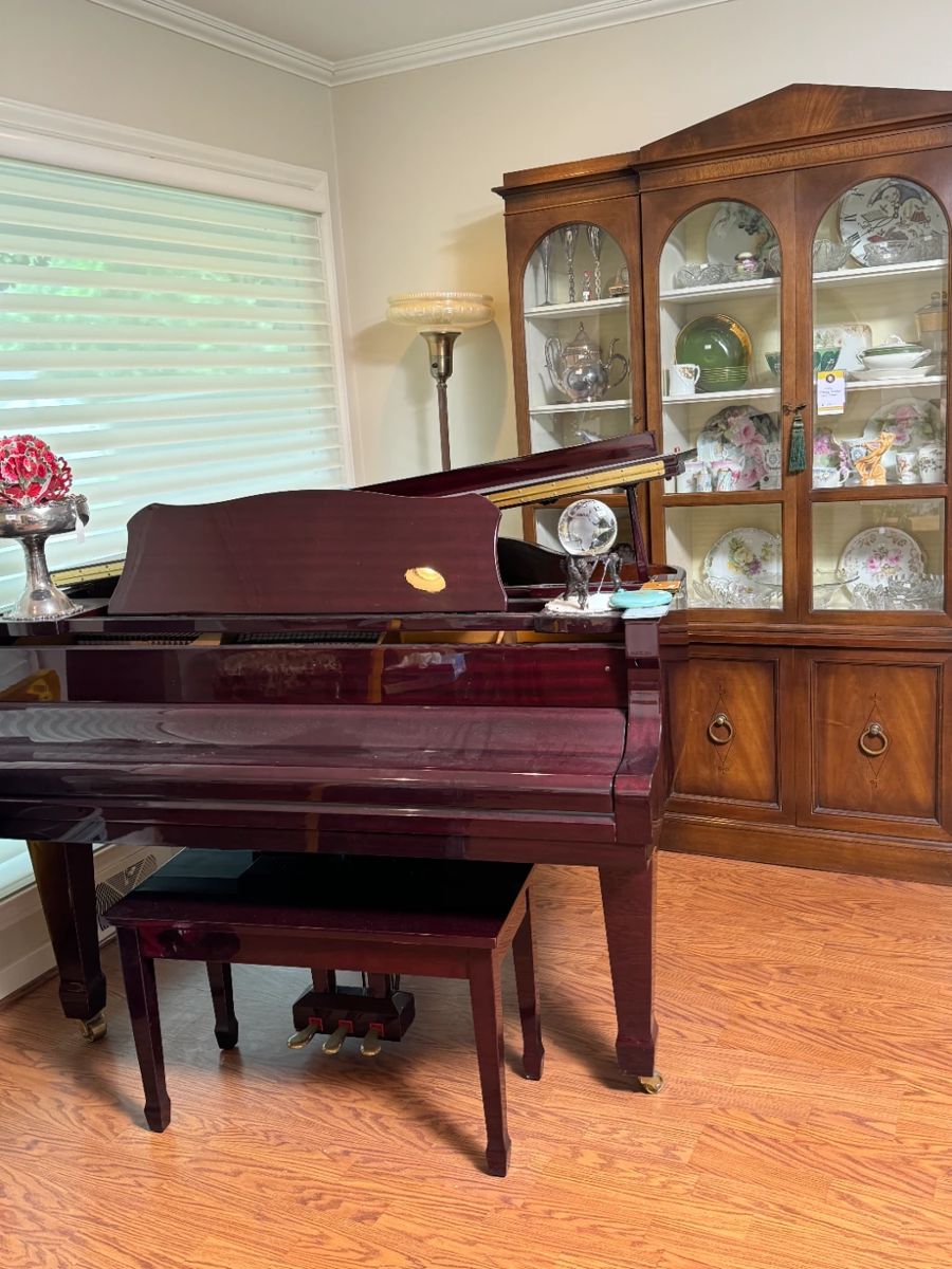 Packed Vintage & Antique Off Ward Parkway KCMO starts on 6/20/2024