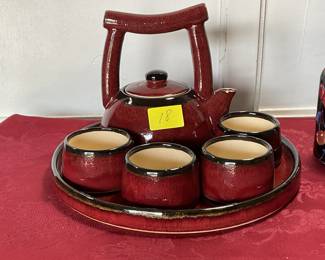 Pier, one tea set with tray