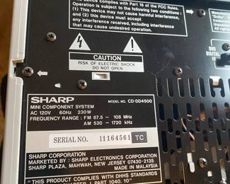 Sharp CD-DD4500 Surround Sound System/Radio
