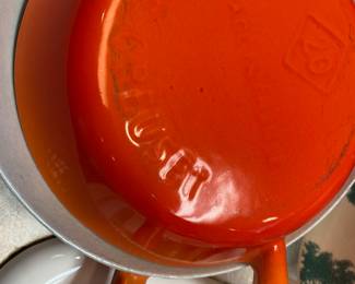 Vintage Le Creuset Cast Iron Skillet Pan Orange wood Handle (2)