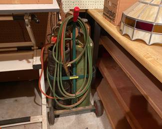 Cutting torches with Cart