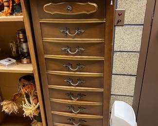 Vintage wood lingerie chest of drawers  - Dresser