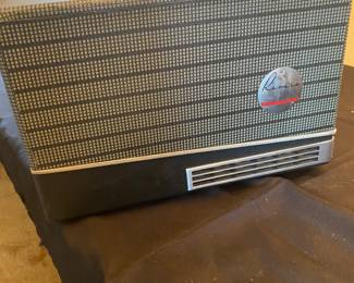 Revere Automatic Slide Projector P-888D Vintage 1959