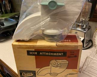 Oster Vintage OSTERIZER Beehive Ice Crusher Icer Attachment Accessory Kitchen - Vintage & collectibles 