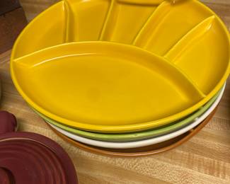 Vintage Ceramic Fondue Plates Assorted Colors, 6 Divided Parts, Set Of 4, USA