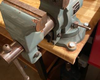 GMC Bench Vise 5 inch