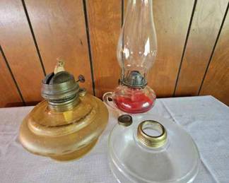 Vintage Hurricane Oil Lamp 