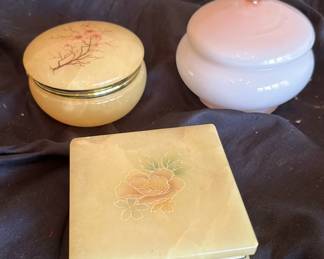 Pink Opaline Dish With Lid PLUS