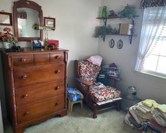 Estate Sales By Olga in Colonia NJ