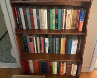 Estate Sales By Olga in Colonia NJ