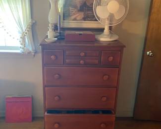 Estate Sales By Olga in Colonia NJ