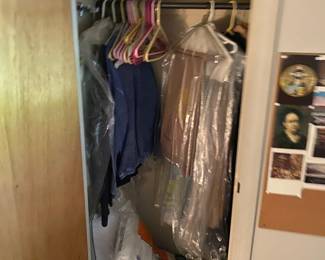 Estate Sales By Olga in Colonia NJ