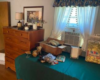 Estate Sales By Olga in Colonia NJ