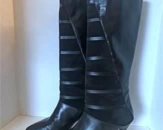 Cats Meow Black Leather Ladies Boots