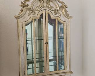 Vintage Hollywood Regency Hanging Mirrored Cabinet