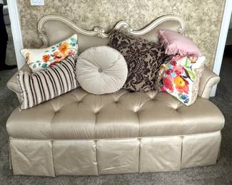 Michael Amini Setee w/ decorative pillows