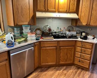 Nice cookware two dollars and five dollars each cookie sheets for a dollar