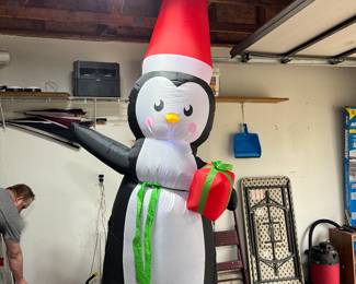 Penguin Christmas yard inflatable approx. 10+ft tall
