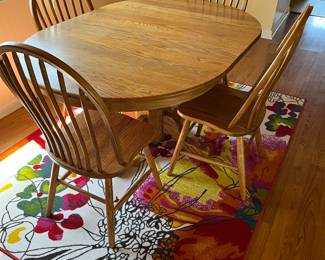 Dining room table & 6 chairs 