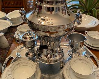 Silver electric coffee pot. Very Nice!!