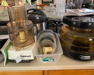 Vintage cuisinart processor needs new plug, nuwave oven , instapot 