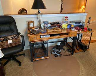 Nice wood and metal desk, office chair 