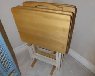 Stacking tv tray/tables.