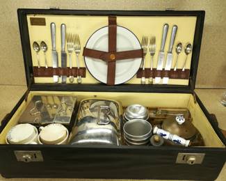 Cased Coracle Travel Picnic Set for 4 Circa 1920, Model T