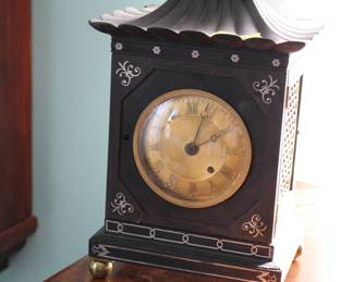 Pagoda style clock