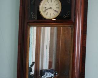 George Hills mirror clock