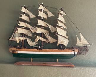 Model of the Clipper Rainbow 1845