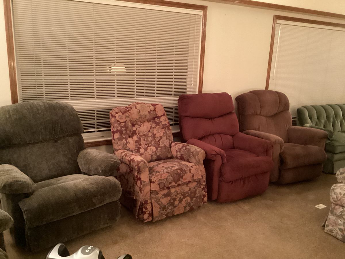 Bob Moore estate sale in Portland, OR starts on 4/26/2024