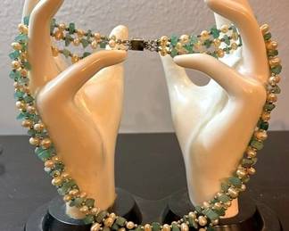 Jadeite Pearl Strand