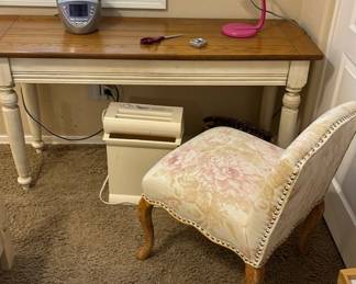 Perfect Little Desk Area For The Guest Room