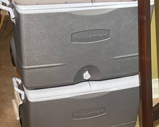 Rubbermaid coolers 