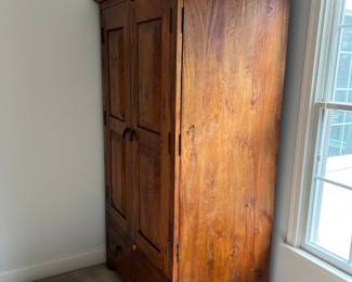 Storage cabinet $100
Solid wood 

40” x 27” x 76”H 