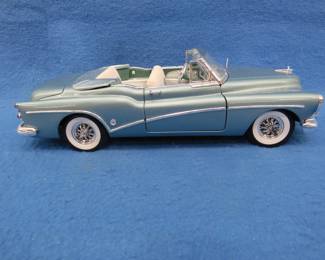 Lot 195. Motor Max 1953 Buick Skylark.&nbsp; 1:18 scale die-cast car